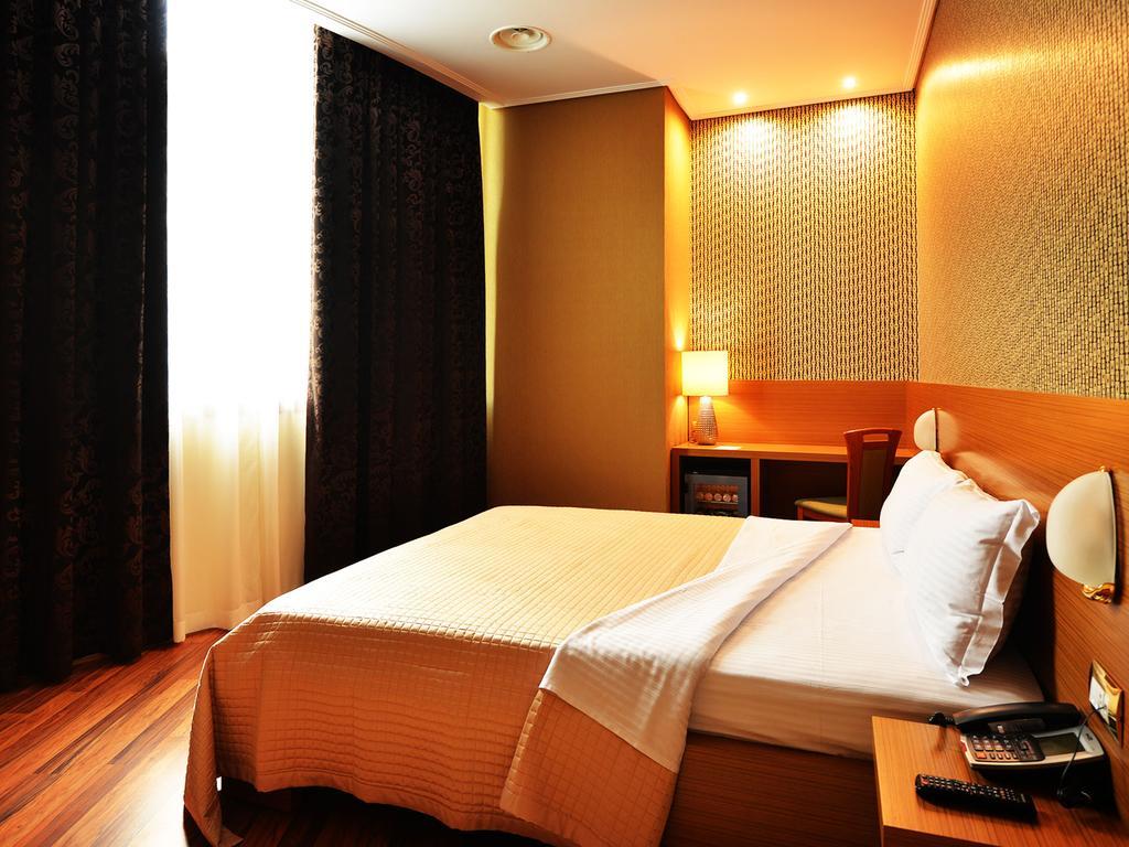 Hotel Austria 티라나 외부 사진