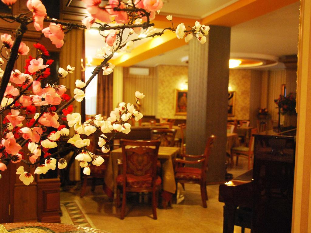 Hotel Austria 티라나 외부 사진
