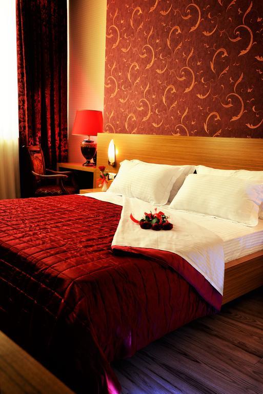 Hotel Austria 티라나 외부 사진