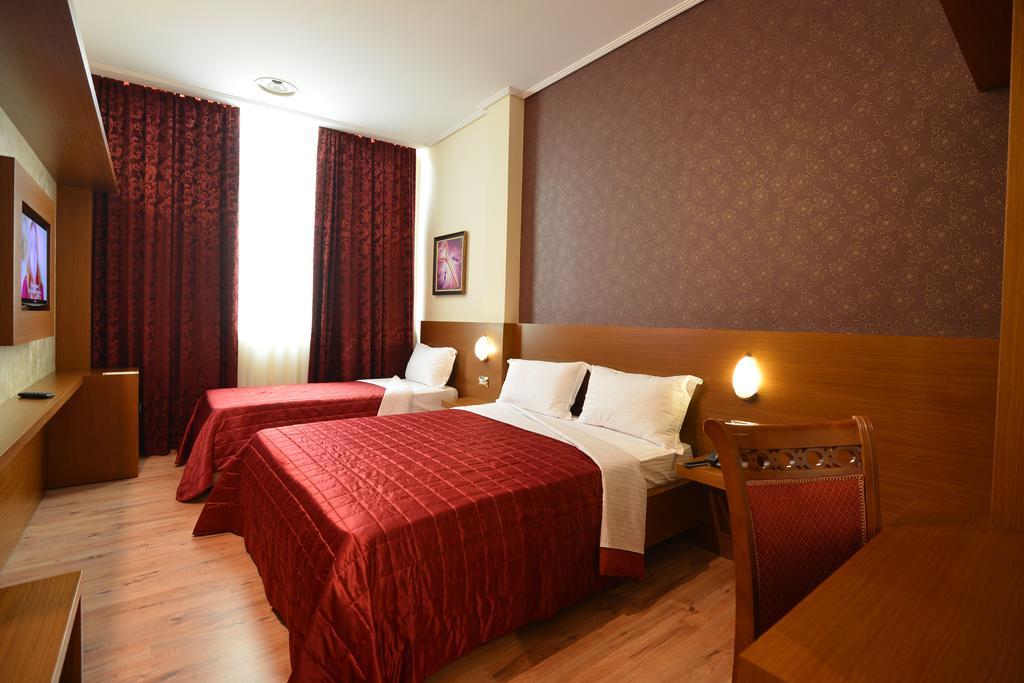 Hotel Austria 티라나 외부 사진