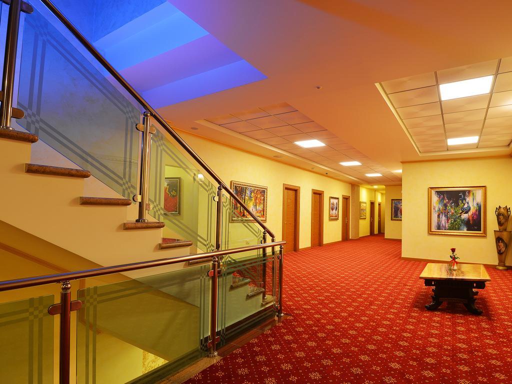 Hotel Austria 티라나 외부 사진