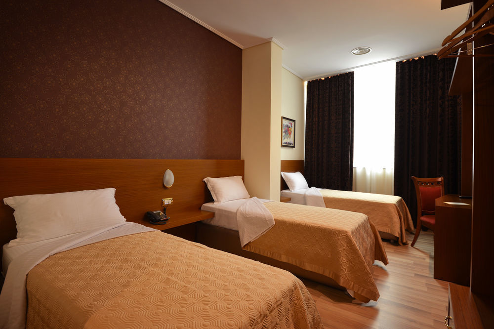 Hotel Austria 티라나 외부 사진