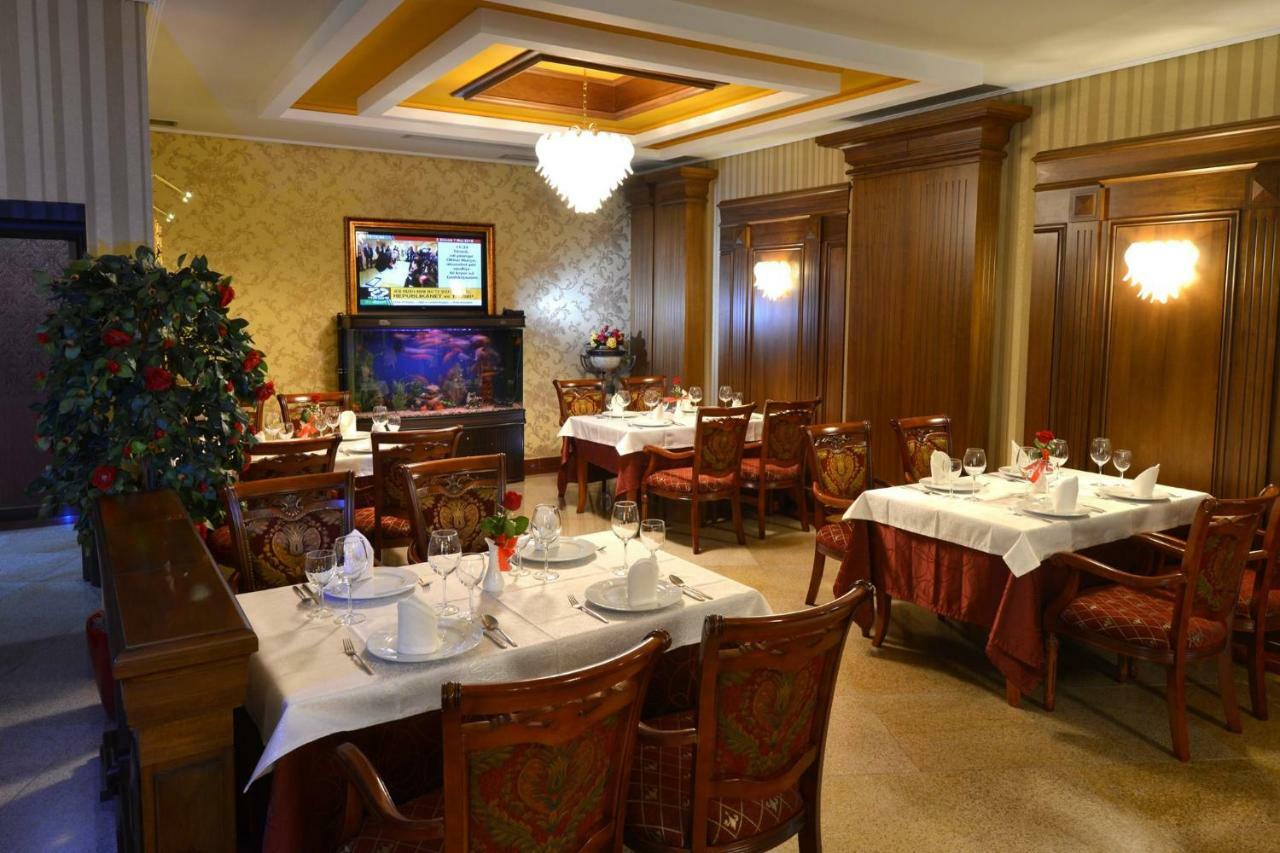 Hotel Austria 티라나 외부 사진